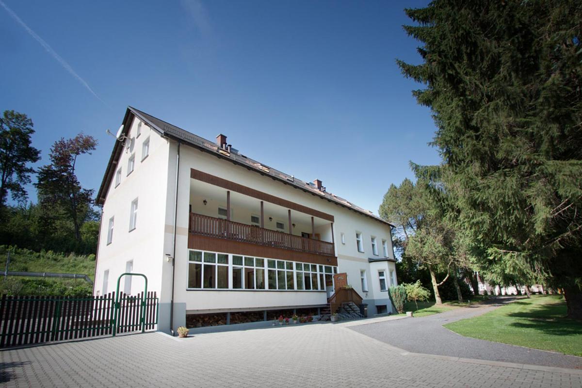 Rodinny Penzion U Wolfu Chrastava Exterior foto